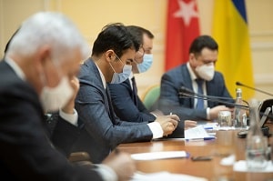 Премьер-министр провел встречу с представителями турецких компаний